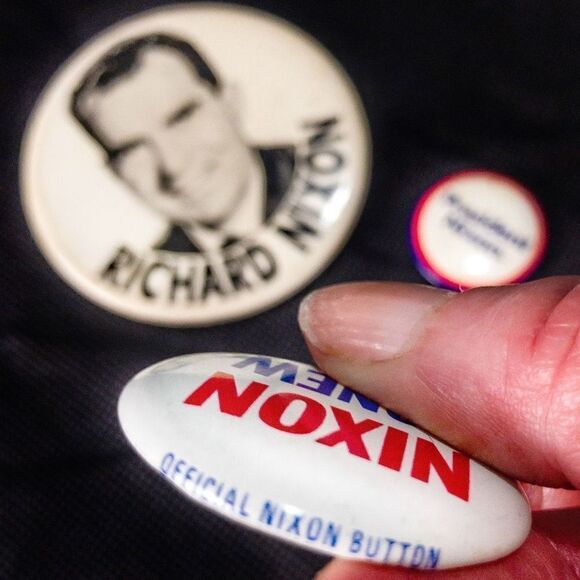 3 Vintage Richard Nixon Presidential Election Campaign Pinback Buttons - Picture 5 of 8